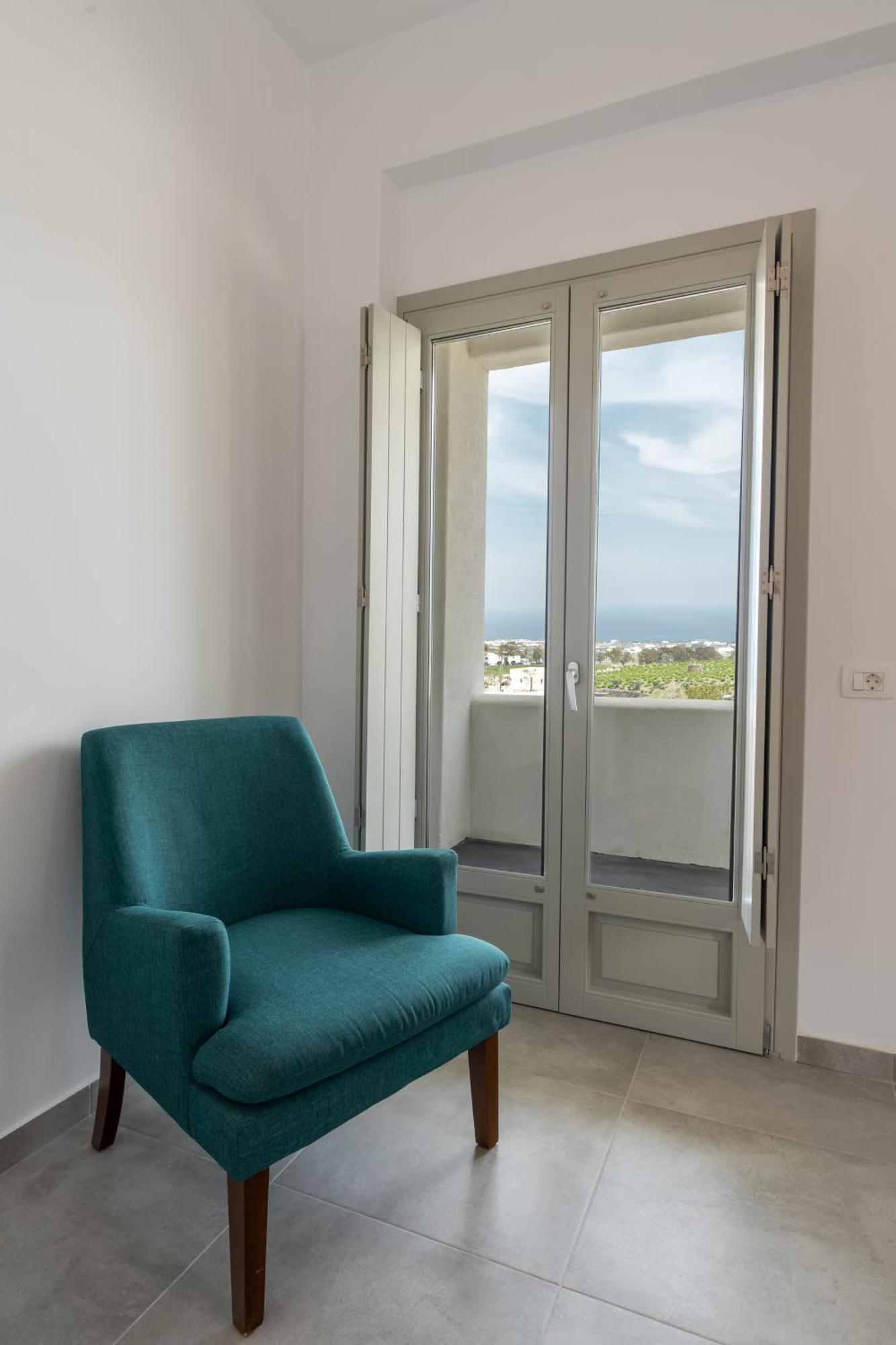 Maeva Suites Santorini Pyrgos Kallistis Exterior photo