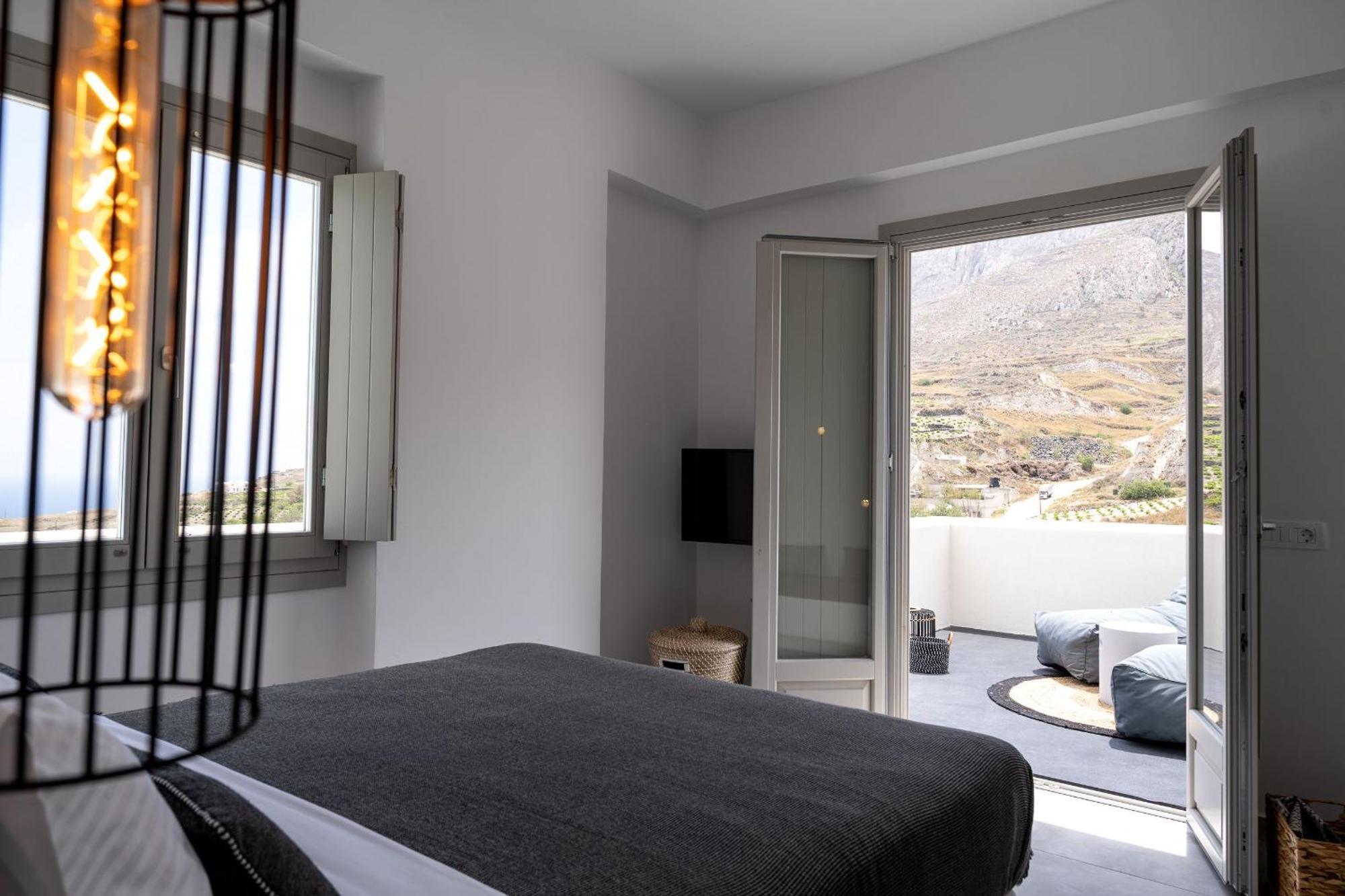 Maeva Suites Santorini Pyrgos Kallistis Exterior photo