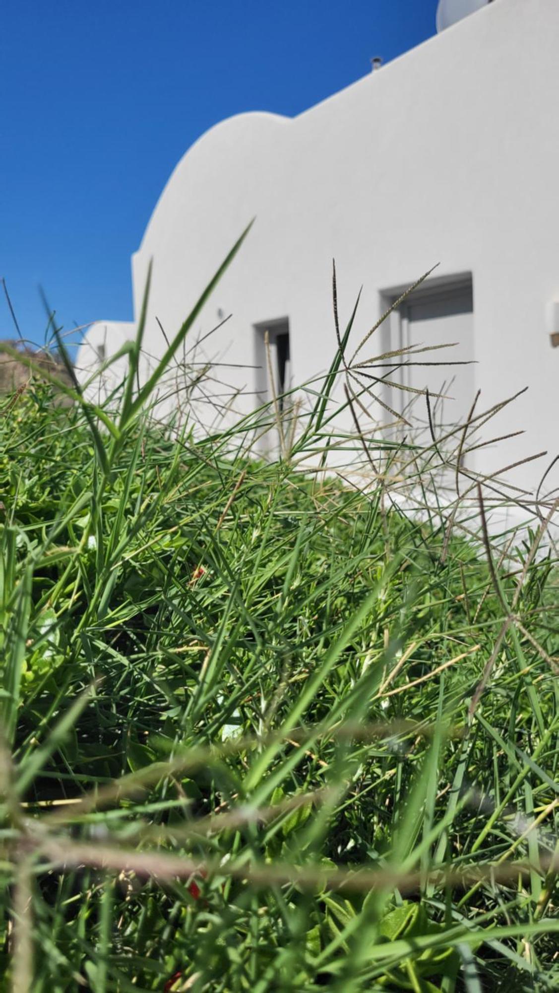 Maeva Suites Santorini Pyrgos Kallistis Exterior photo