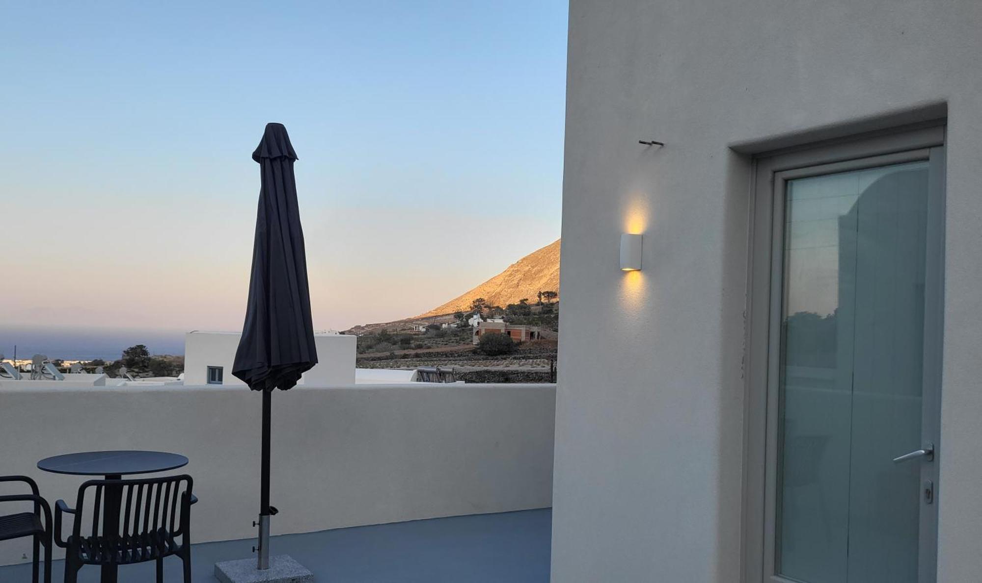 Maeva Suites Santorini Pyrgos Kallistis Exterior photo