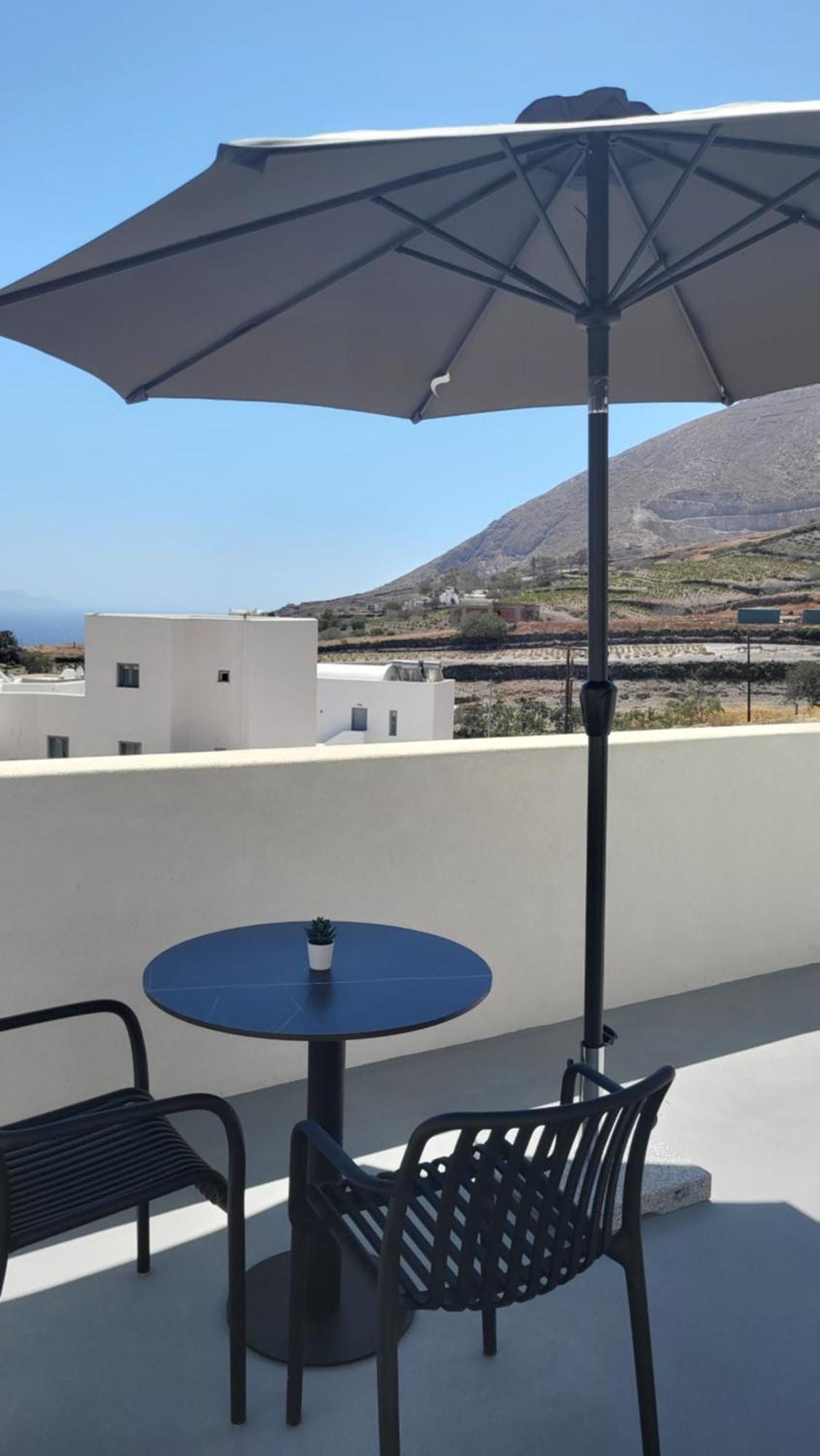 Maeva Suites Santorini Pyrgos Kallistis Exterior photo