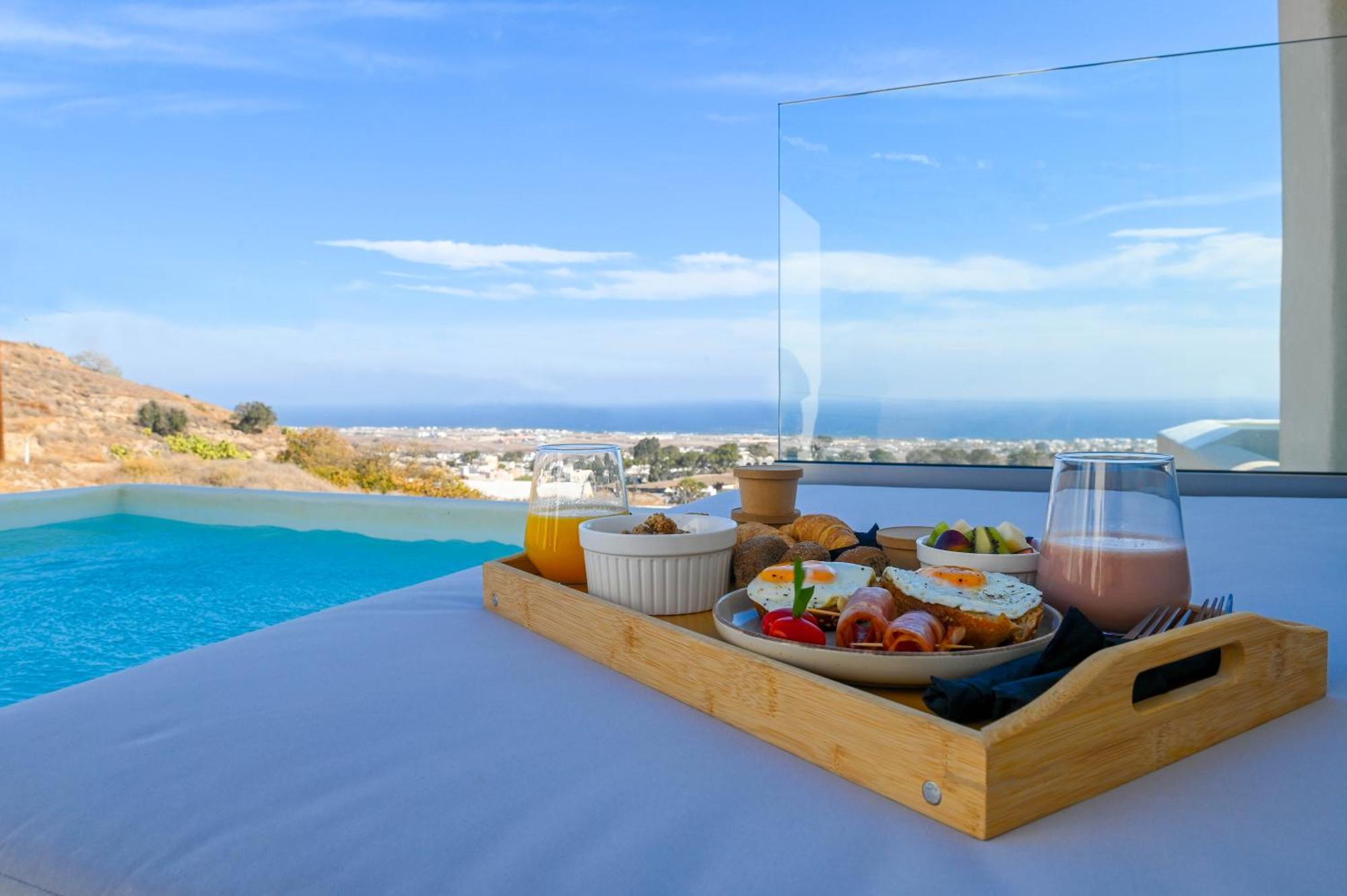 Maeva Suites Santorini Pyrgos Kallistis Exterior photo