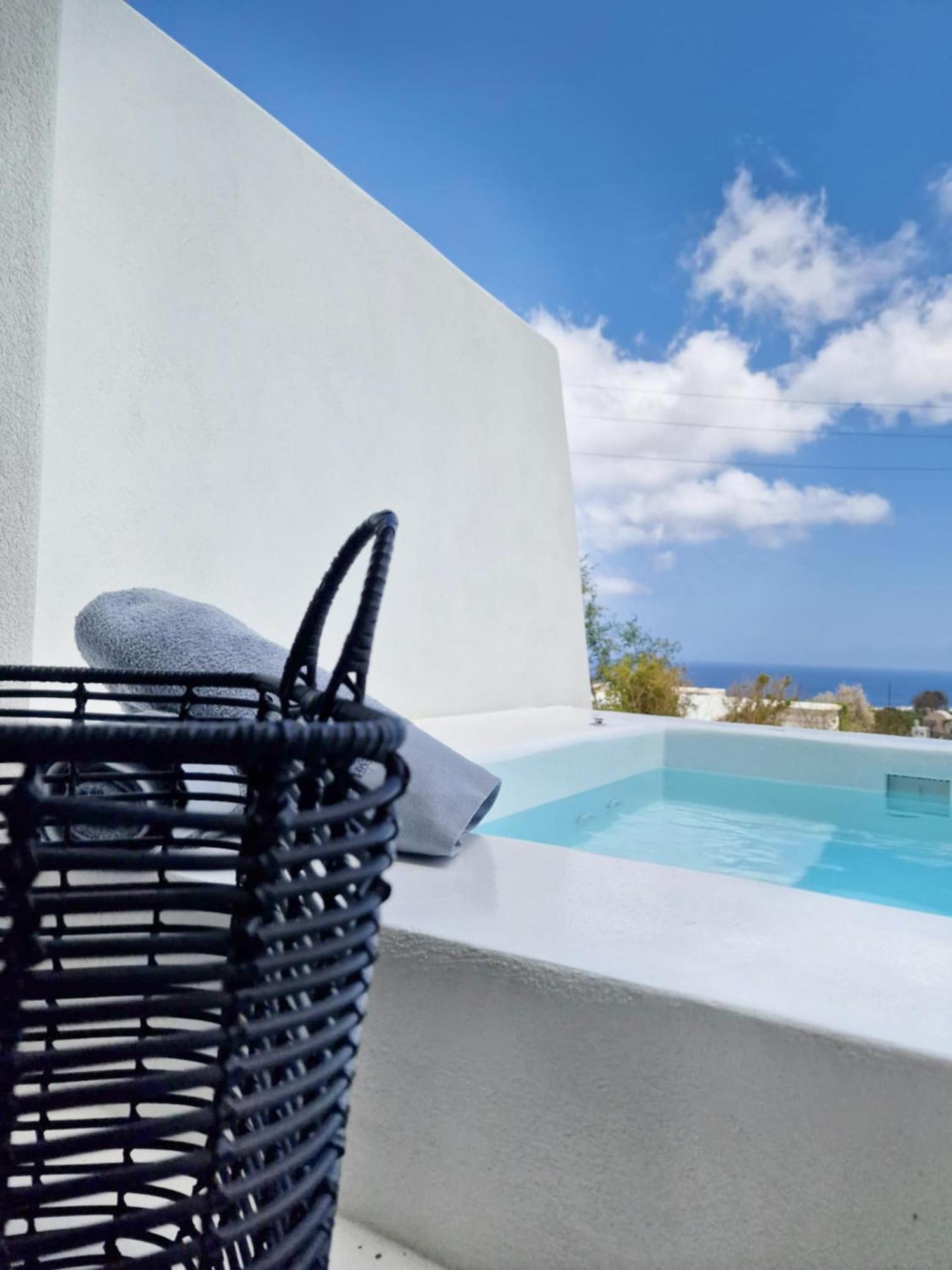 Maeva Suites Santorini Pyrgos Kallistis Exterior photo